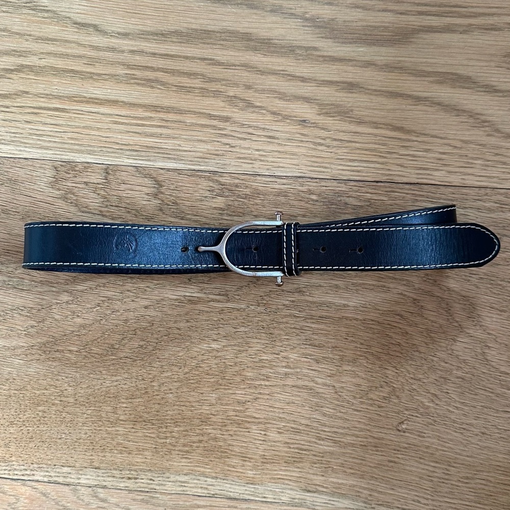 Leather riding belt